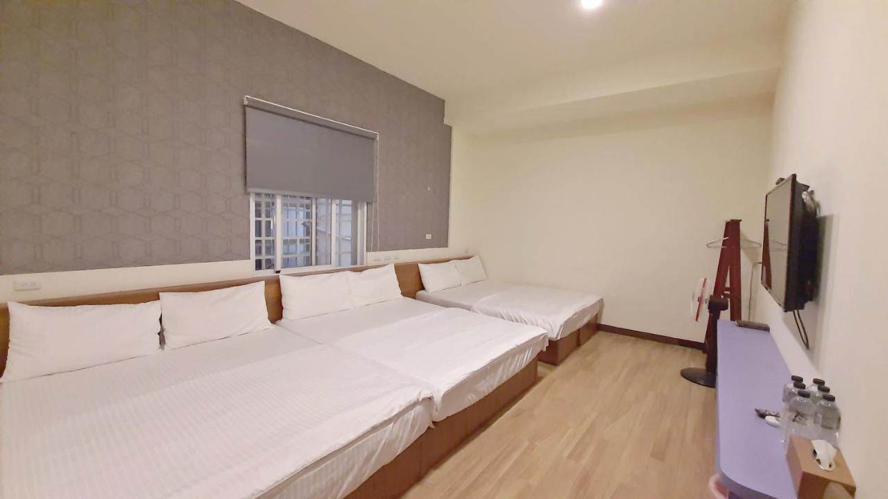 Home Sweet Beach Hotel Xiaoliuqiu Exteriör bild